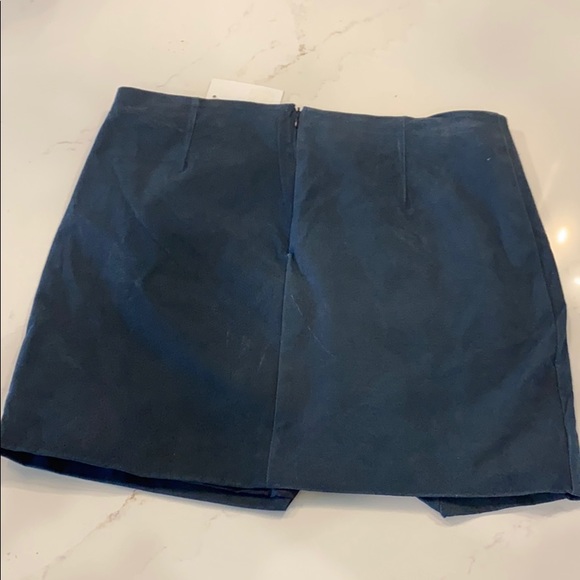 Esther Penn Skirt - Picture 2 of 2